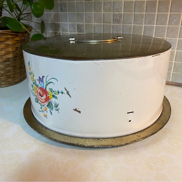 Vintage cake carrier tin cake tin shabby chic farmhouse cottagecore - Picture 4 of 7